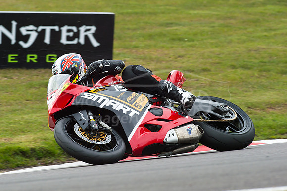 15 Jon WAGHORN Ducati Panegale