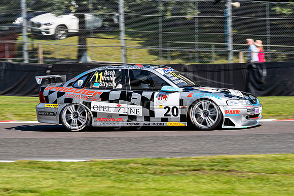 11 Steffan Irmler Opel Vectra