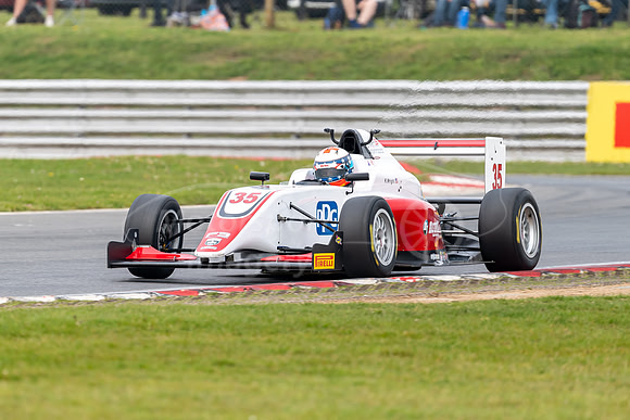 35 Kris Wright Fortec,