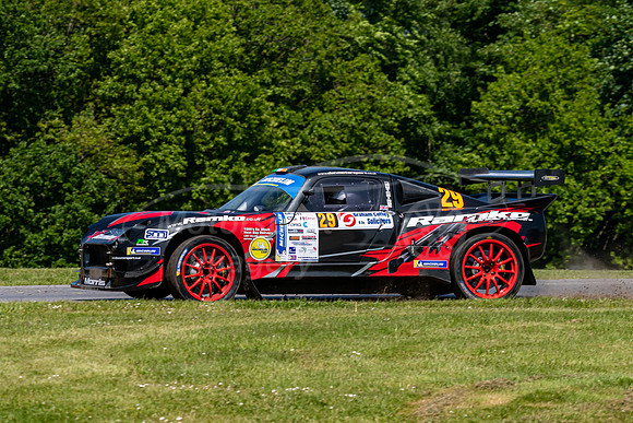29, Barry Morris,Tom Hutchings,  Darrian T90 GTR+,