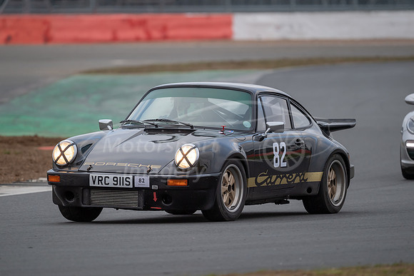 Josh SADLER   PORSCHE 911
