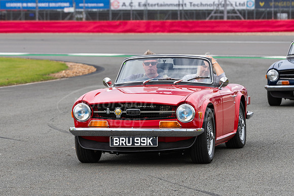 BRU 99K Triumph TR6