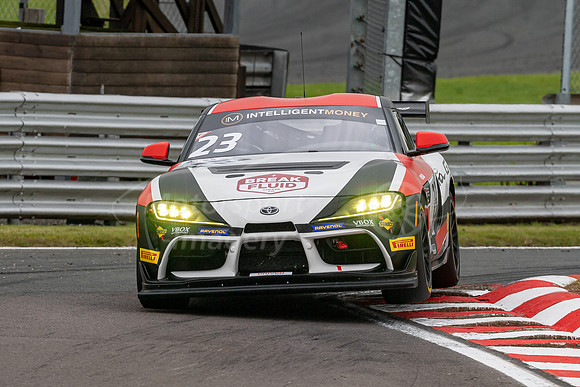 23  Sam Smelt / James Kell,  Toyota GR Supra GT4
