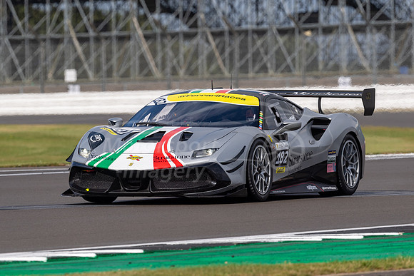 182 Stuart Marston/Peter Hunter, Ferrari 488 Evo Challenge
