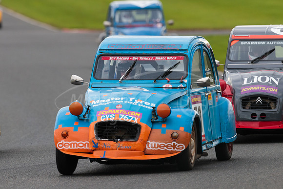 70 Nigel HOLLIS