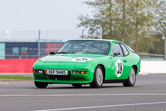 28 Chris Baines Porsche 924