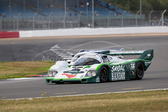 33 Porsche 956-114 JFR Skoal Bandit 1984