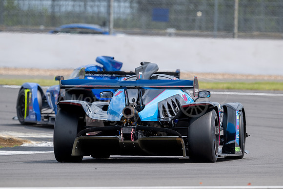 Daniel Oliver, Praga R1