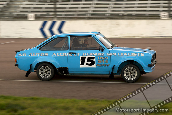 Adrian Baker / Lindsey Baker - Ford Escort
