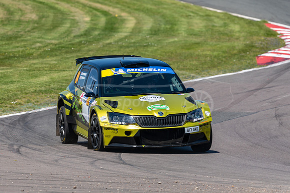 84, Neil Dashfield, Paul Wedgbury, Skodaru Fabia