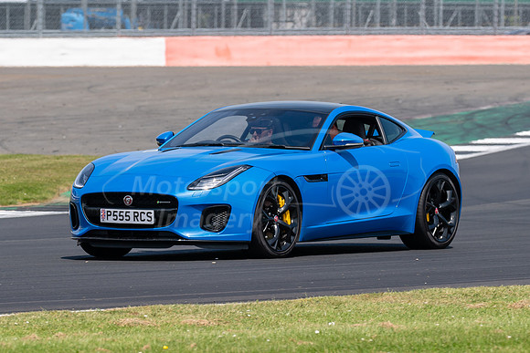 P5556RCS Jaguar F Type R Dynamic