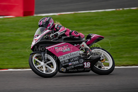 18 Jodie FIELDHOUSE