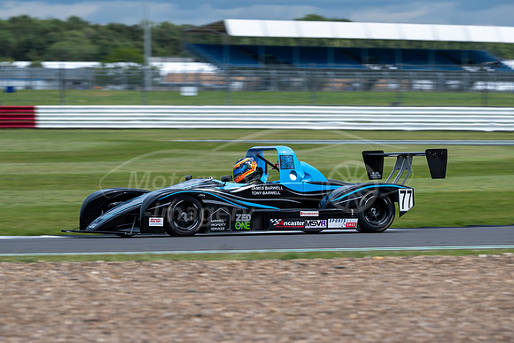 Tony and James Barwell sharedthe driving in the MCR S2n