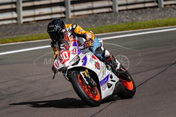 30 Andy Booth