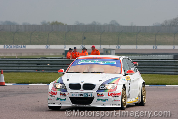 Mat Jackson - BMW 320Si