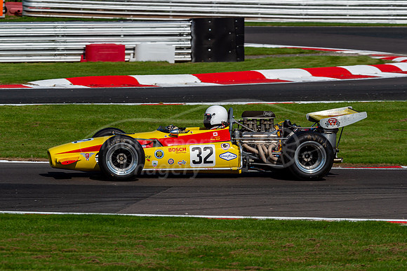 32 Alan Simmonds Lola T142,