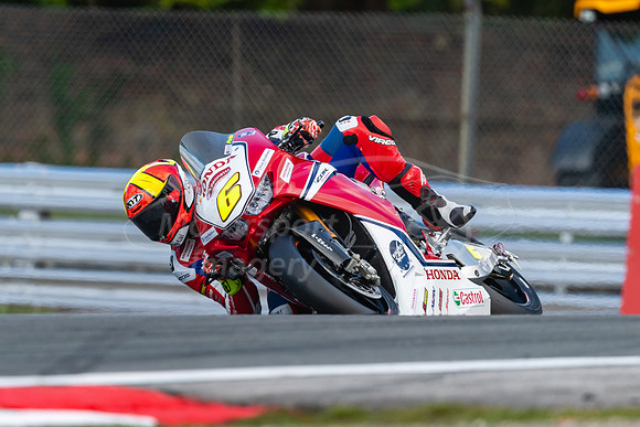 6 Xavi Forres Honda,