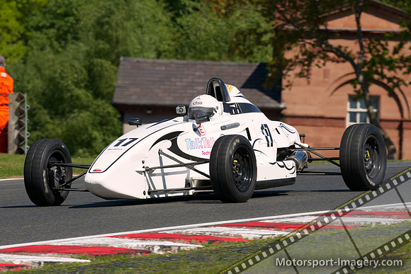 Tom McArthur, Van Dieman LA10