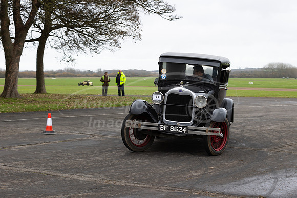 24 Harry Colledge