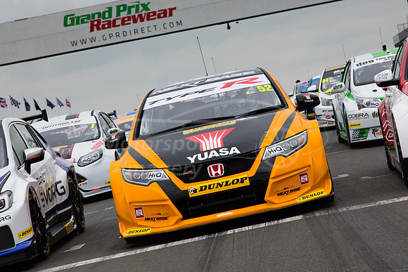 Gordon Shedden  Halfords Yuasa Racing