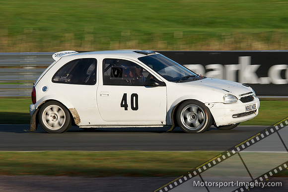 Daniel Davies, Liam McCallion, Vauxhall Corsa