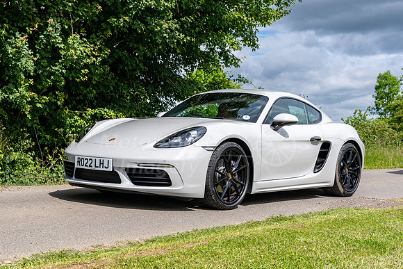 RO22LHJ, 2022 Porsche 718 Cayman S-A