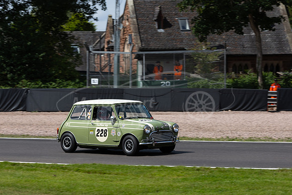 228 Ryck Turner/Bill Sollis