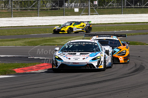 17 Harry George / Luca Hopkinson