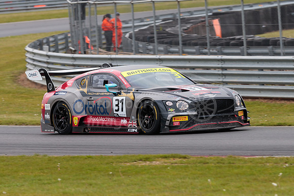 31  JRM Racing - Bentley Continental GT3  Seb Morris / Rick Parf