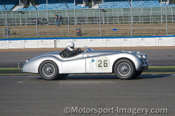 Jaguar XK120, Derek Hood