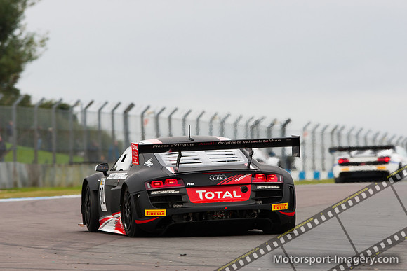 32  Belgian Audi Club Team WRT   Audi R8 LMS  Adam Carroll / Lau