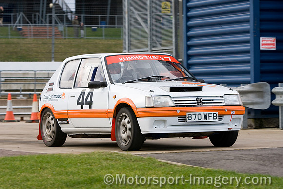 Mark Chapman - Peugeot 205