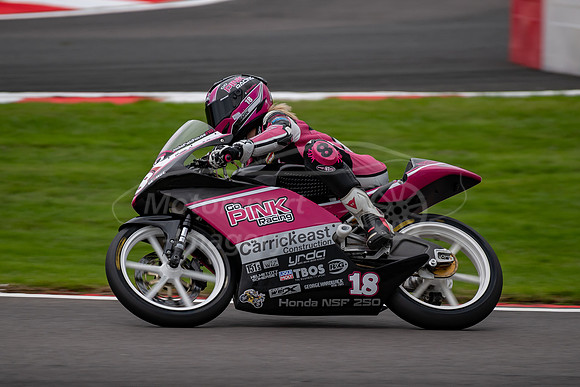18 Jodie FIELDHOUSE