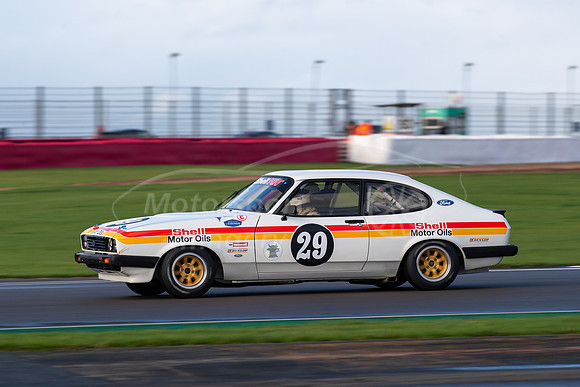 29 Peter Smith / Guy Smith