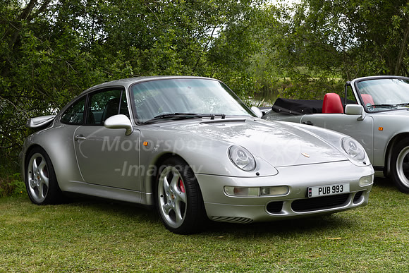 PUB 993  Porsche 911 993 Turbo
