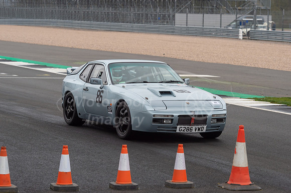 Jakob EBREY  PORSCHE 944