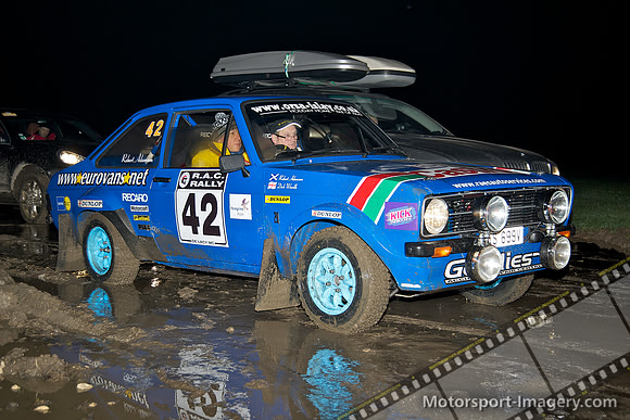 Bob Adamson, Dick Wardle, Escort RS1800