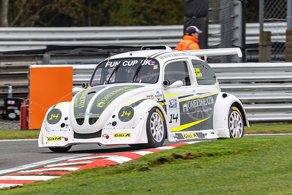14 Simon SMITH / Gary BATE