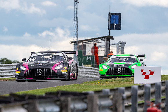 69  Sam De Haan / Patrick Kujala,  RAM Racing Mercedes-AMG GT3