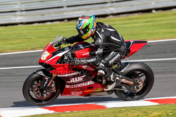 4 Phil Atkinson,