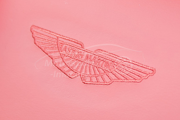 Aston Martin DB9