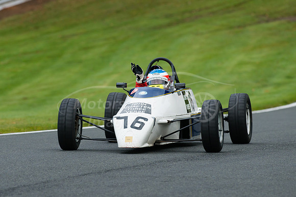 Chris Chisnall, Van Diemen LA10