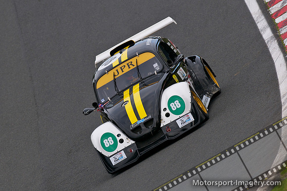 Car 88, Team JPR Ecurie Escargot