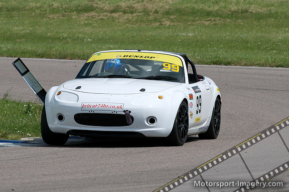 Chrissy Palmer,Mazda MX5