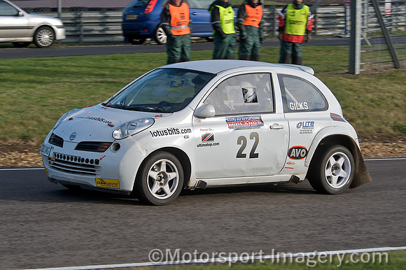 Nissan Micra, Stuart Gilks