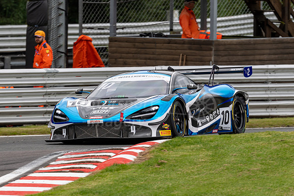 10  Jordan Witt / Jack Mitchell, 2 Seas Motorsport McLaren 720S GT3