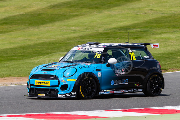 76  Jo POLLEY