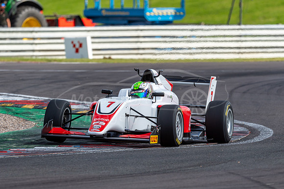 ND6_4178