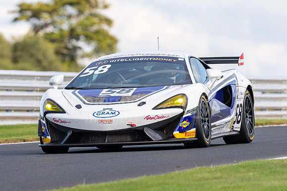 58  Jordan Collard / Patrick Matthiesen, HHC Motorsport McLaren 570S GT4