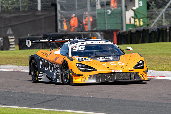 96  Ollie Wilkinson / Lewis Proctor,  Optimum Motorsport McLaren 720S GT3